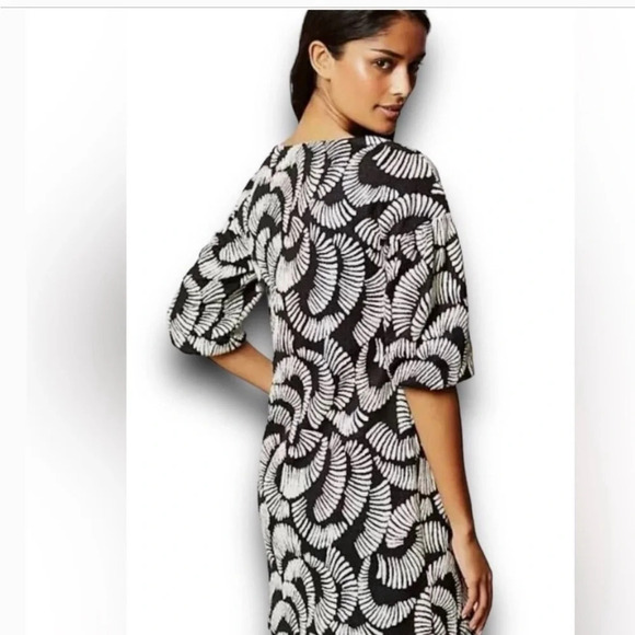 Anthropologie Maeve Dress Black White Puff Sleeve Textured Shift Mini Sz XS - Picture 2 of 5
